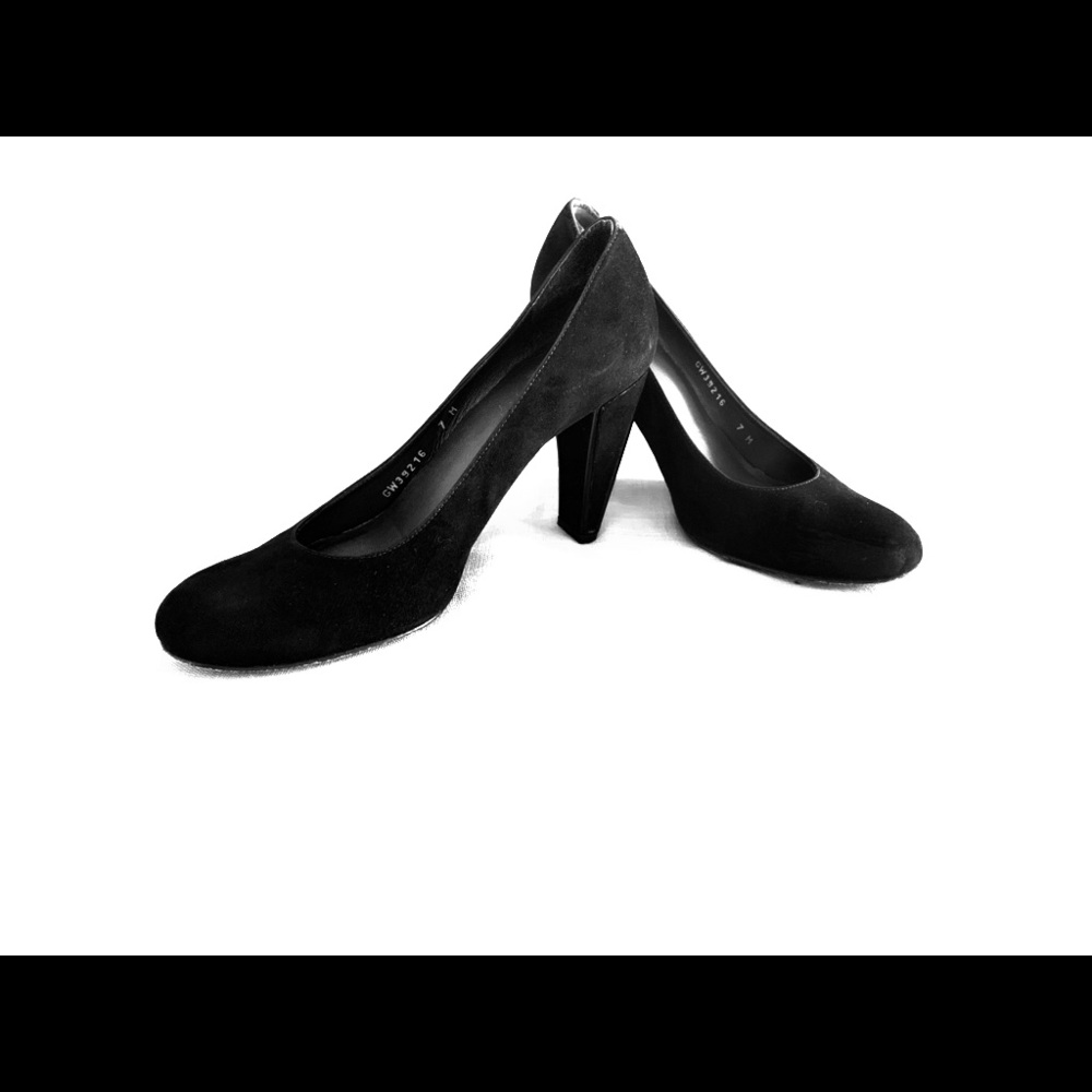 Stuart Weitzman Black Heels SZ 7